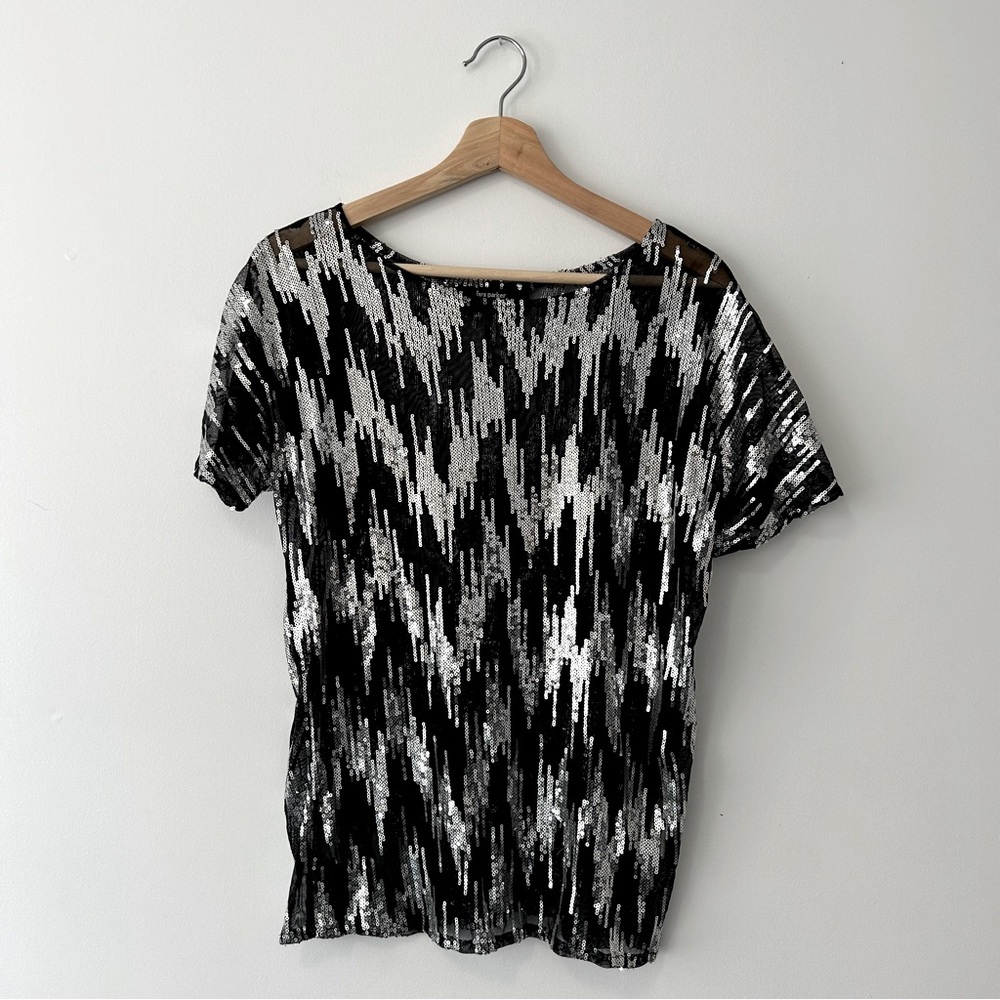 Lara Parker Relaxed Fit Sequin and Mesh T-Shirt Blouse Size S Black & Silver